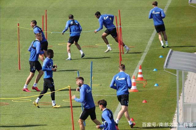 今日防文班立大功！为何米罗可能湖人需要：有伤病隐患但值得冒险
